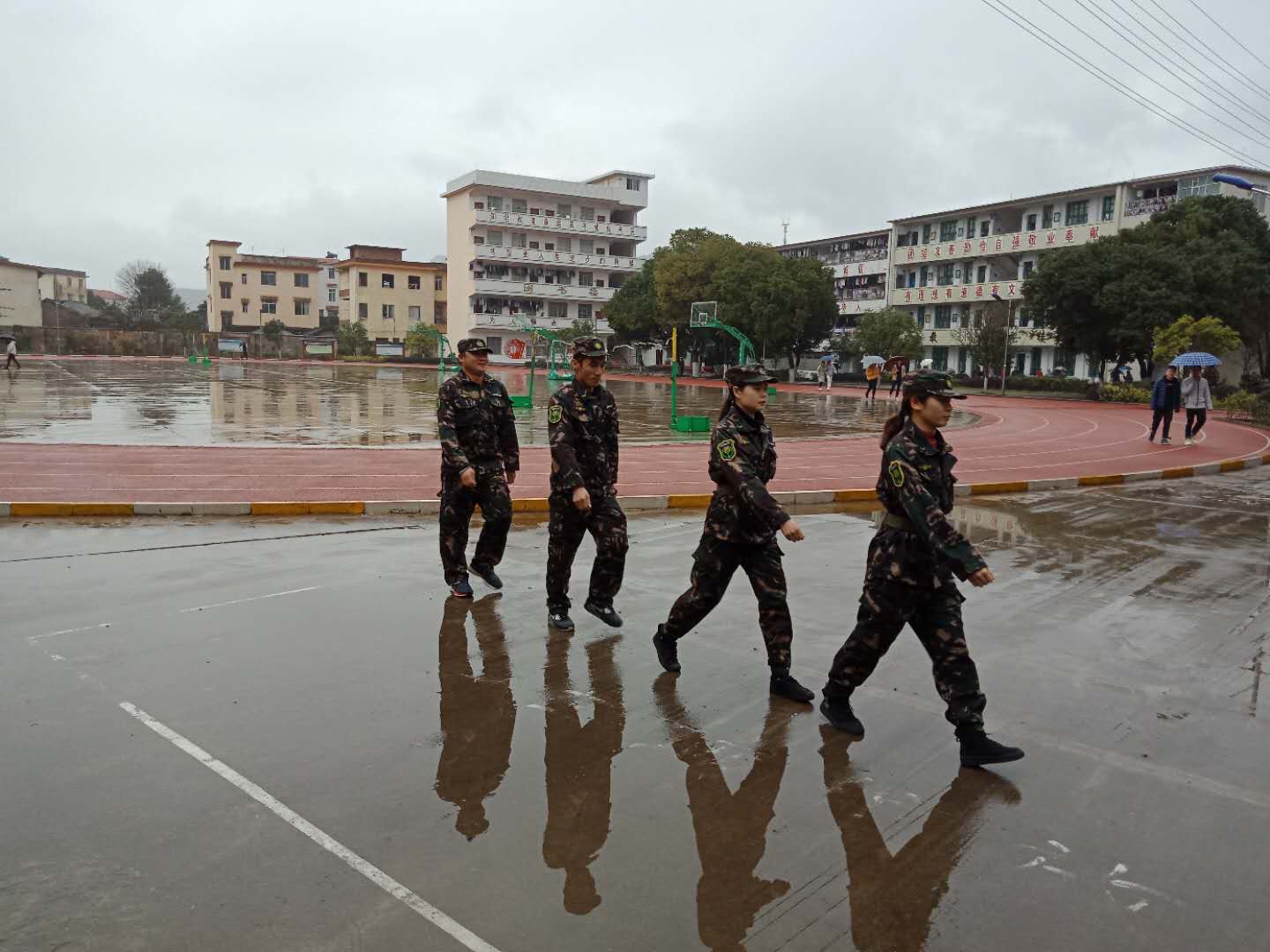 灌阳县第二高级中学军事教员工作风采